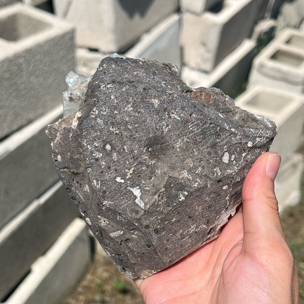 Apophyllite - Picture 2 of 7
